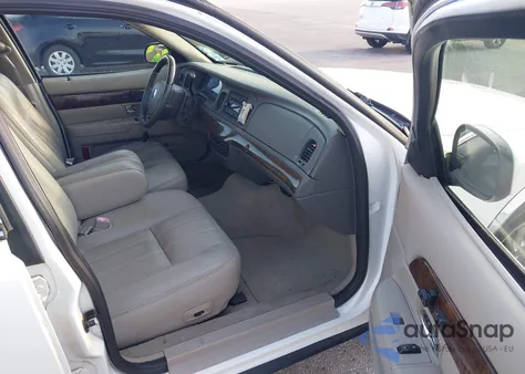 2009 Mercury Grand Marquis Ls (Fleet Only) z USA, uszkodzony, nr VIN 2MEHM75V79X616330